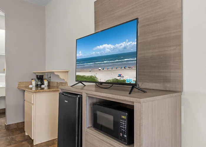 Ramada By Wyndham & Suites South Padre Island
